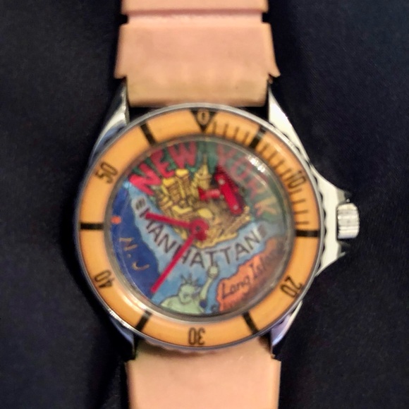 Retro Ladies Watch NYC Manhattan Face w/Moving Airplane, Vintage, Rare, HTF!! - Picture 7 of 7